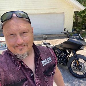 Meet your Posher, Jeff